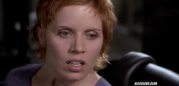  Kim Dickens in Hollow Man 2000